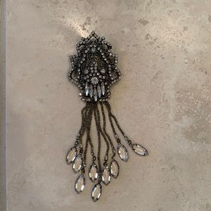 Rare Banana Republic brooch.